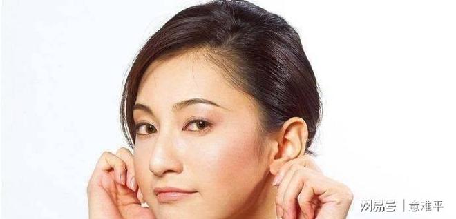 耳朵有缺陷的人_耳朵残缺面相_耳朵有缺陷面相